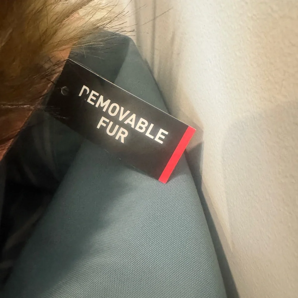 686 Kids Teal Puffer Jacket with Faux Fur Hood - Picture 5 of 7